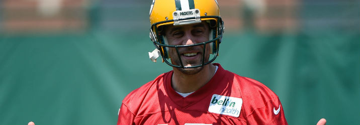 Should elite quarterbacks like Aaron Rodgers be the only ones you consider on draft day?